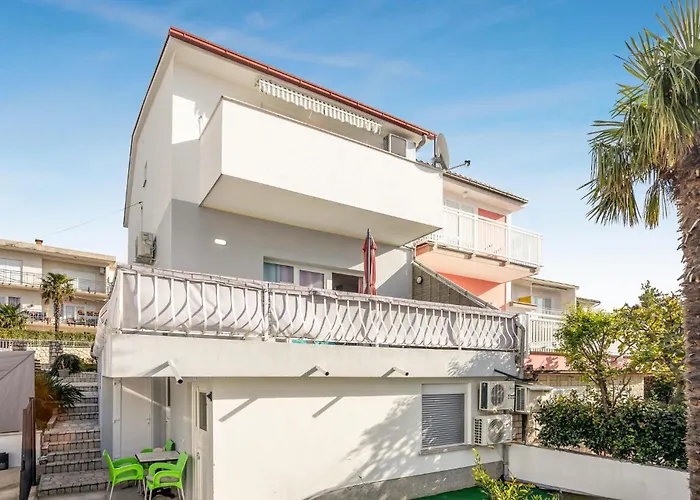 Apartman Lovely In Crikvenica